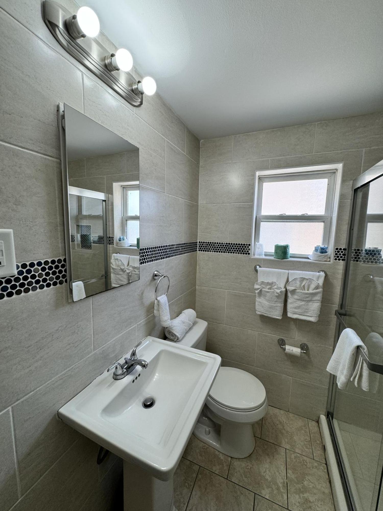 Sunset Beach Hotel Wildwood Dış mekan fotoğraf